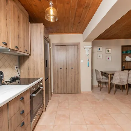 Casa de Férias Dandy Tsagkarada-sweet Apple-mini Pool Tsagarada